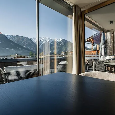 Modern With Panoramic View Daire