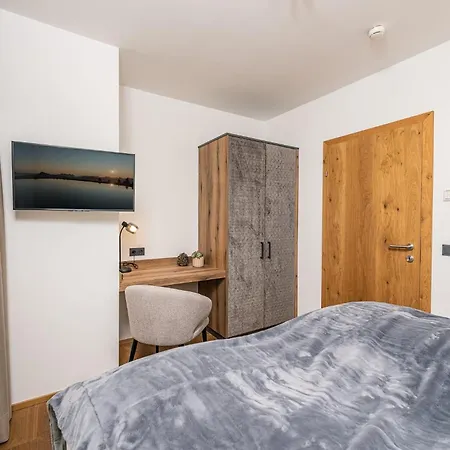 Modern With Panoramic View Appartement Neukirchen am Großvenediger